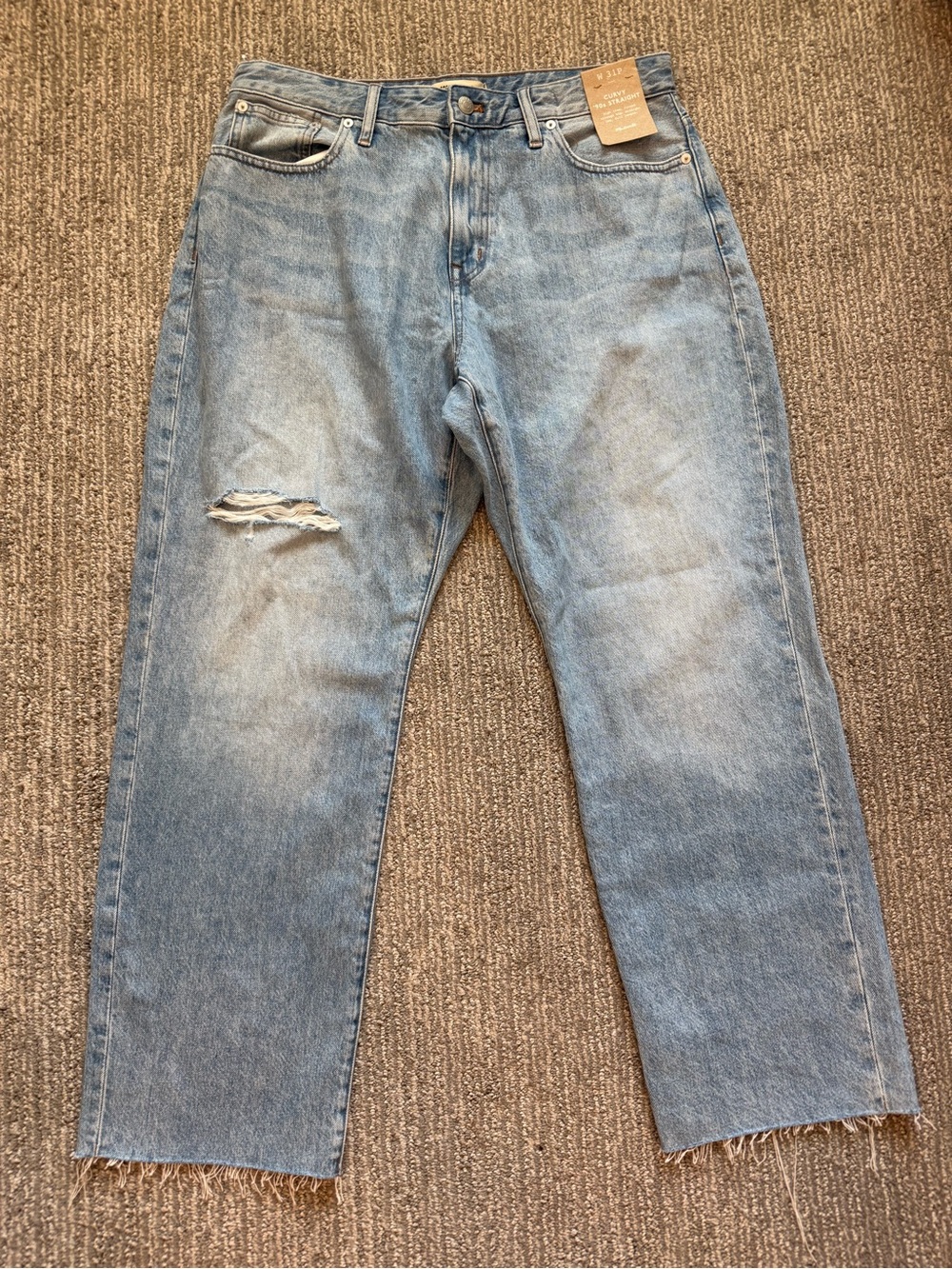 NWT Madewell Curvy ’90s Straight Jeans 31P Petite Light Wash Distressed Raw Hem